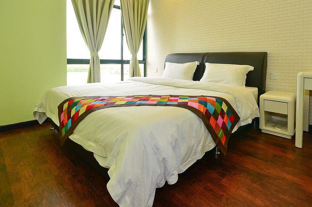 Jetty Suites Apartments Malacca Exterior photo